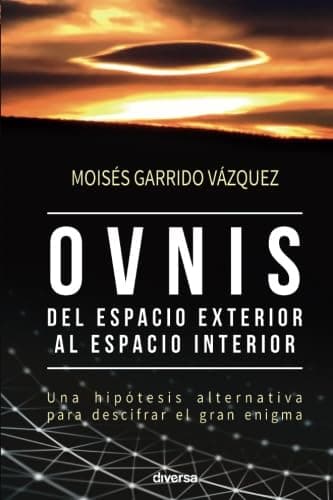 Portada de Ovnis, del espacio exterior al espacio interior (Misterios)