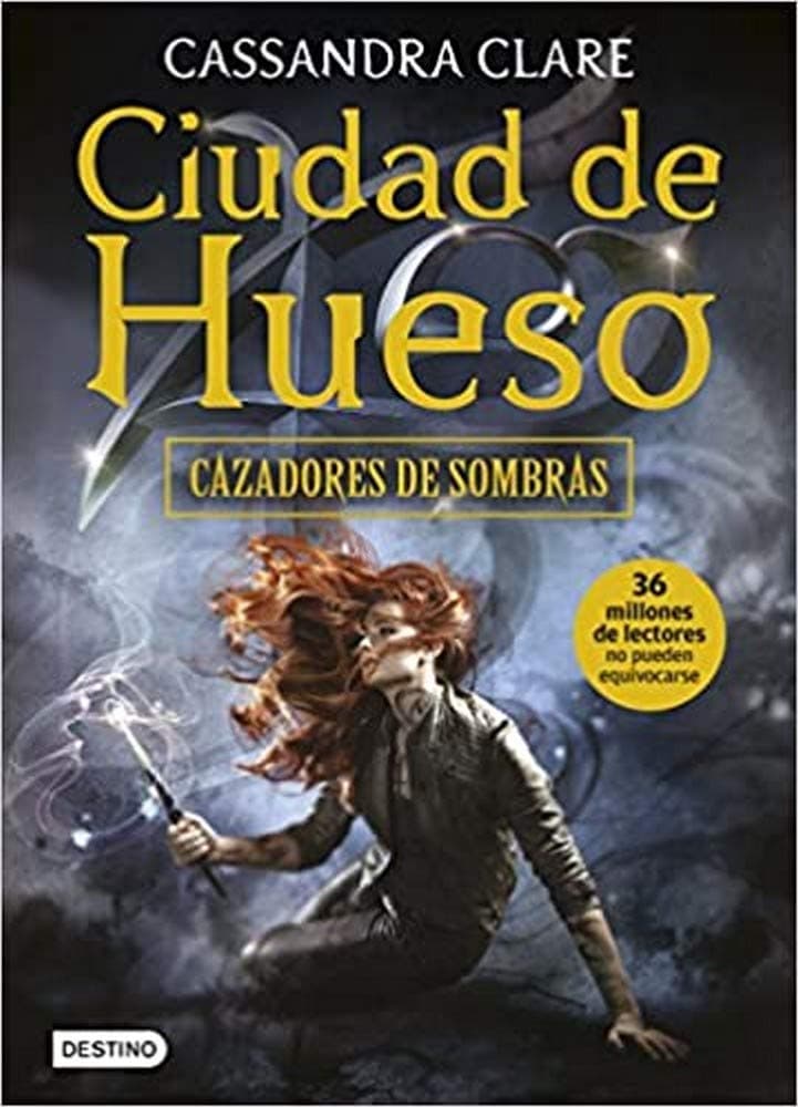 Portada de Ciudad de Hueso: Cazadores de sombras 1 (La Isla del Tiempo Plus)