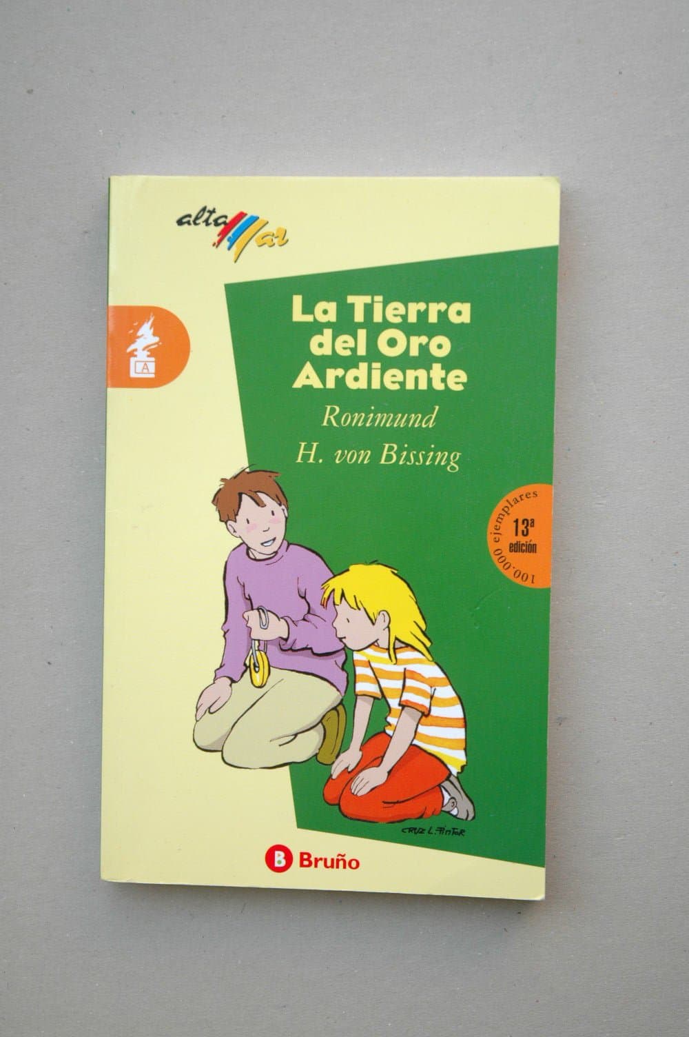 Portada de TIERRA DEL ORO ARDIENTE (SIN COLECCION)