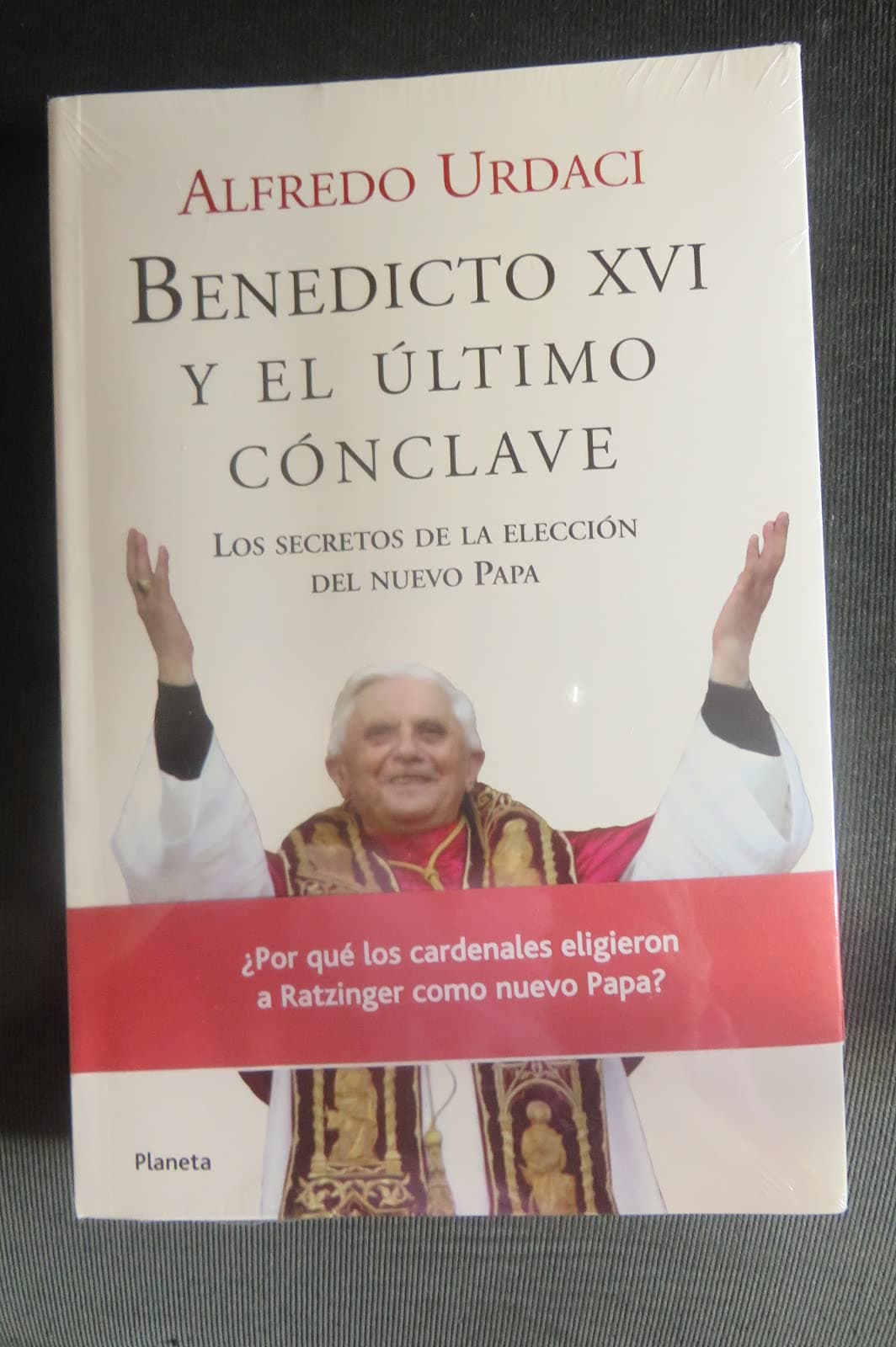 Portada de Benedicto XVI y El Último Conclave