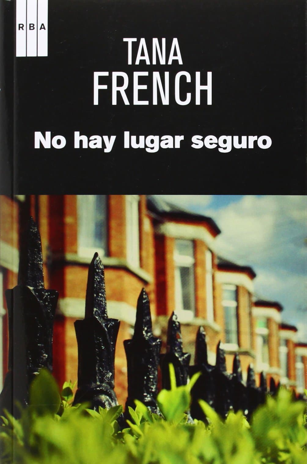 Portada de No hay lugar seguro (Serie Negra)