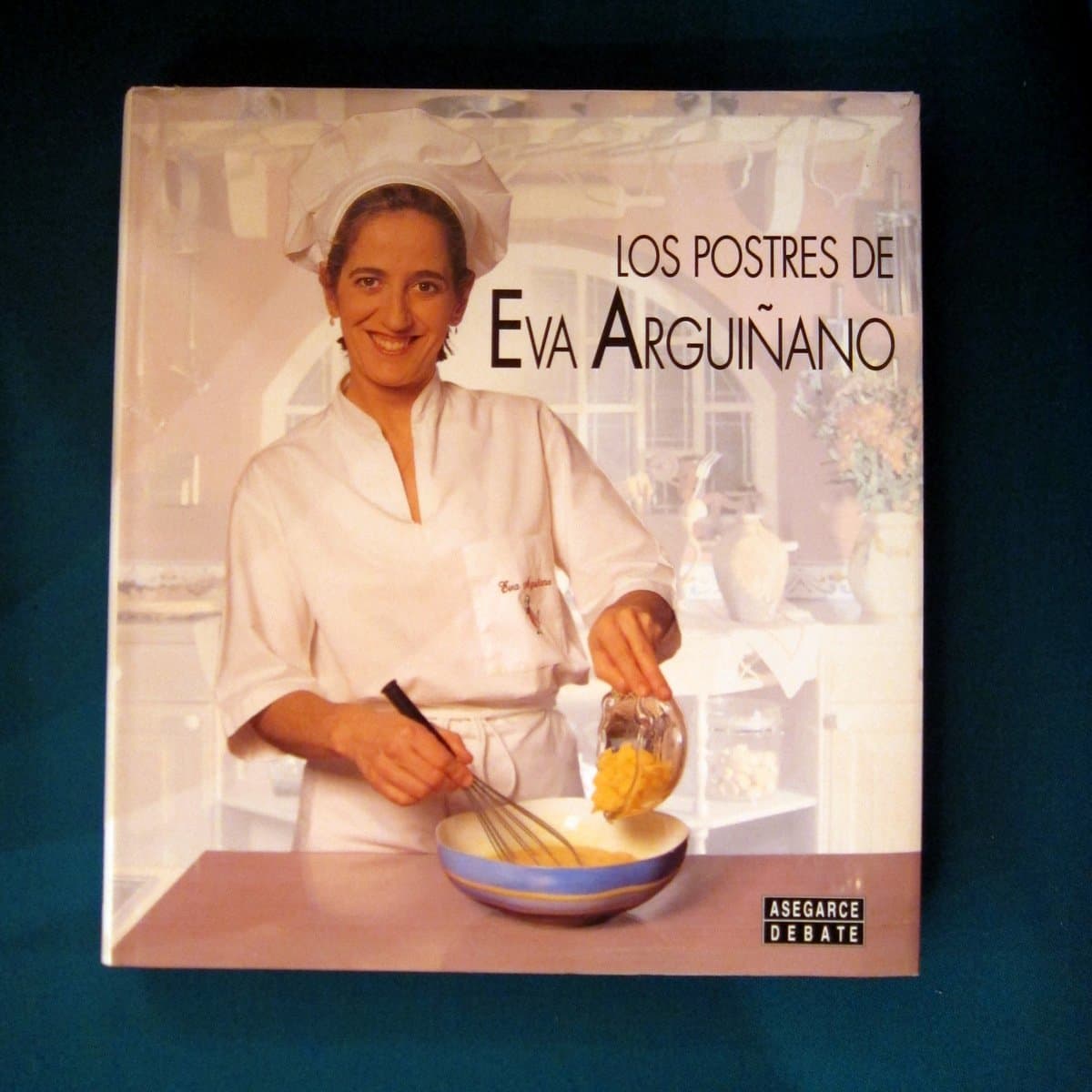 Portada de Postres de Eva arguiñano, los