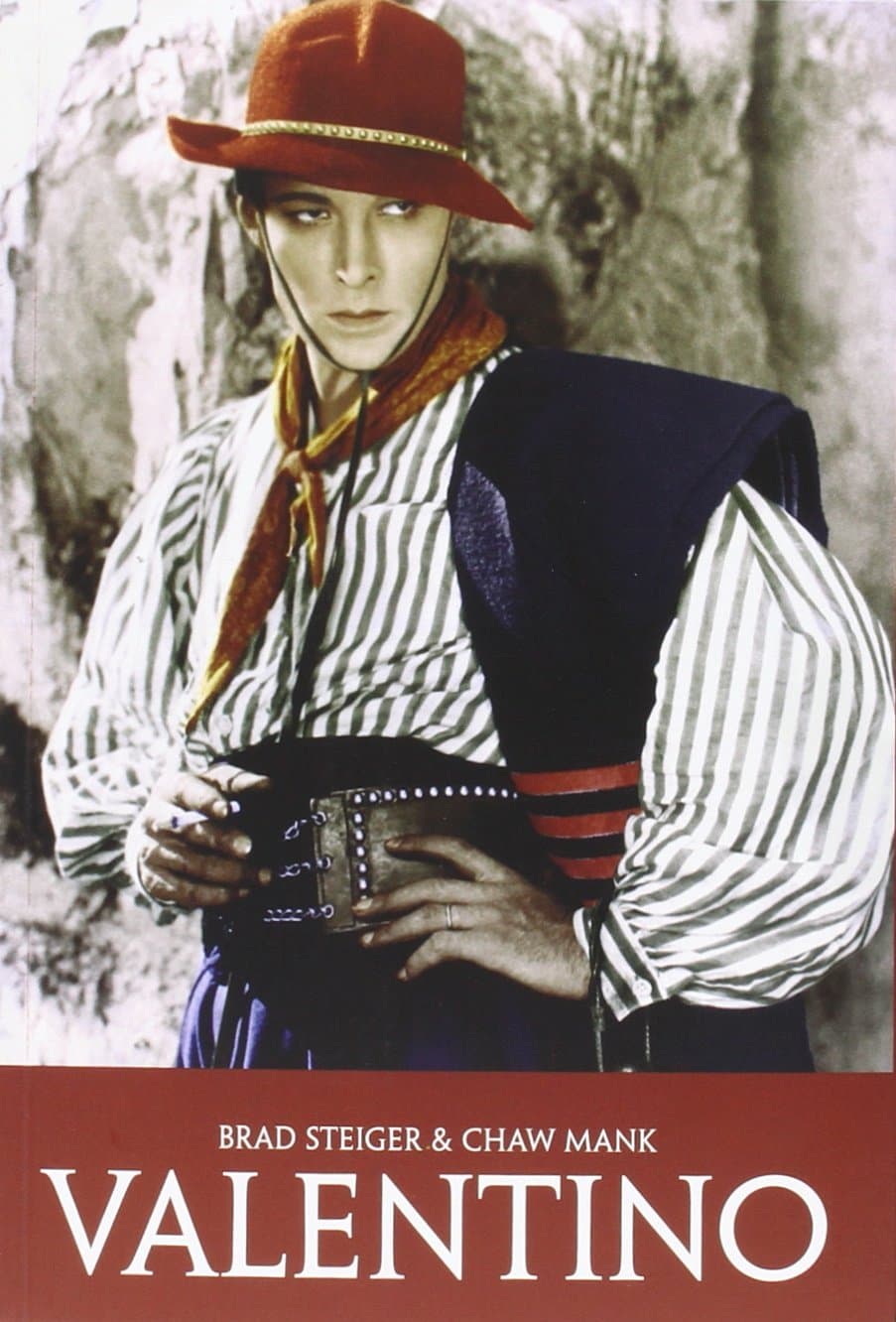 Portada de Valentino (TORRES DE PAPEL)