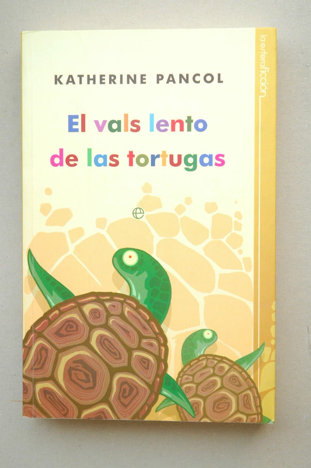 Portada de El vals lento de las tortugas