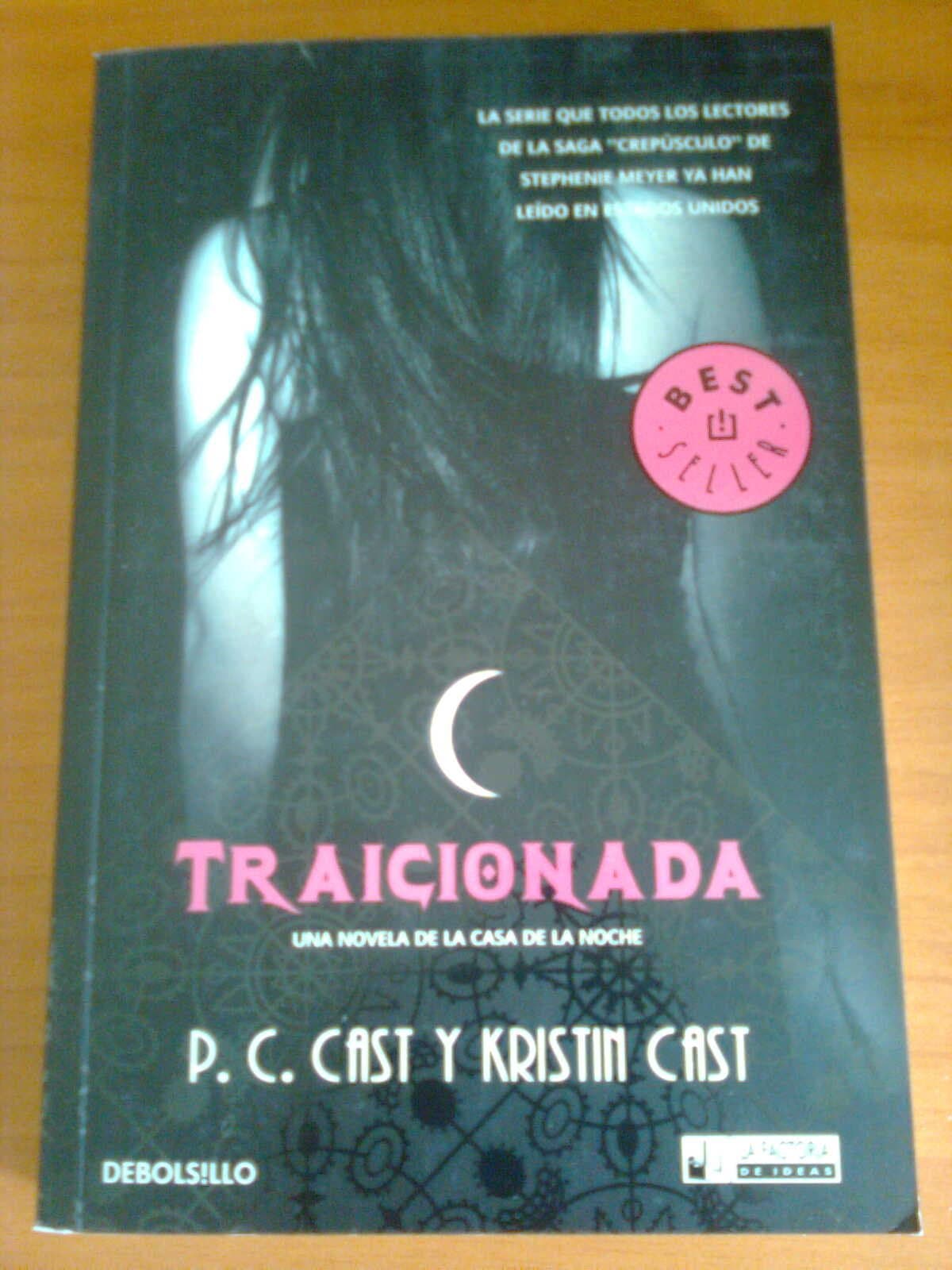 Portada de Traicionada (Trakatrá)