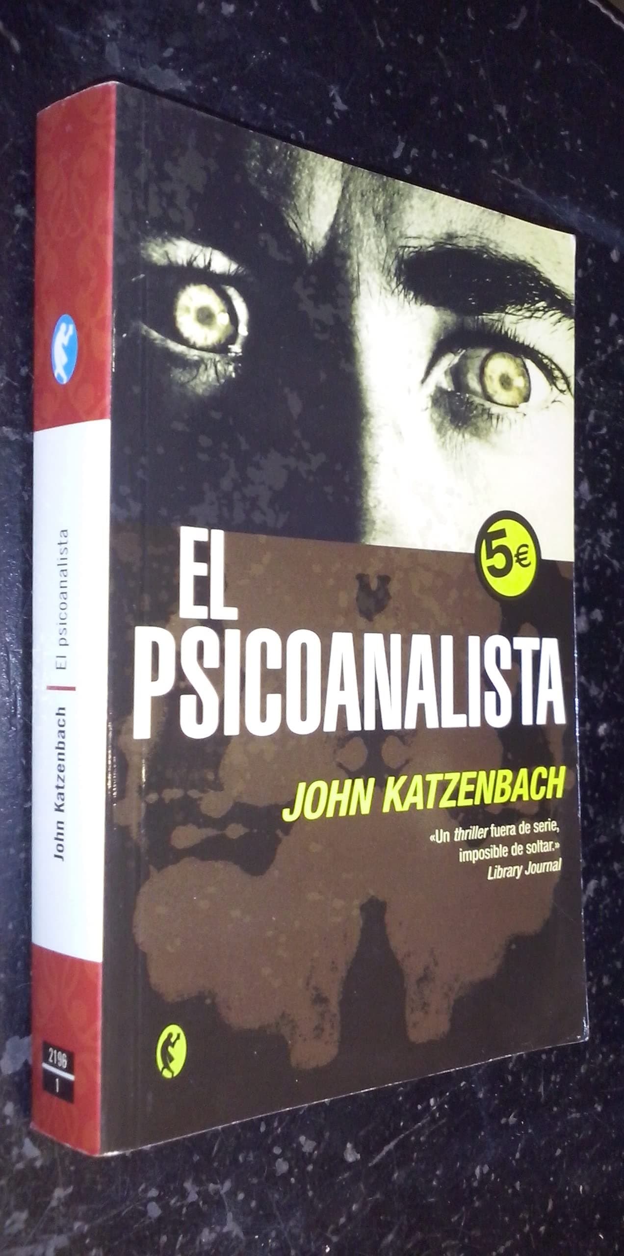 Portada de El psicoanalista / The Analyst