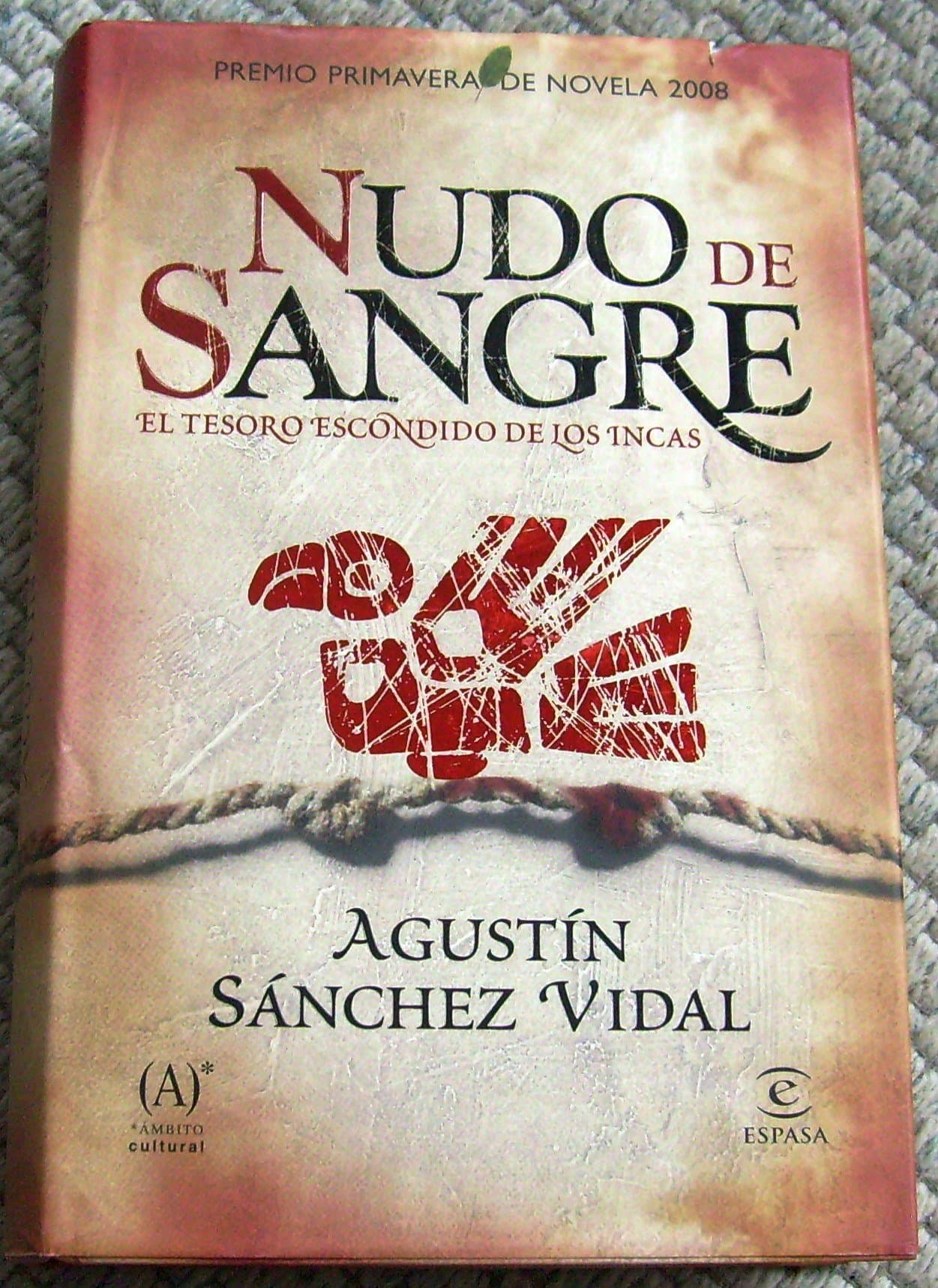 Portada de Nudo de sangre (ESPASA NARRATIVA)