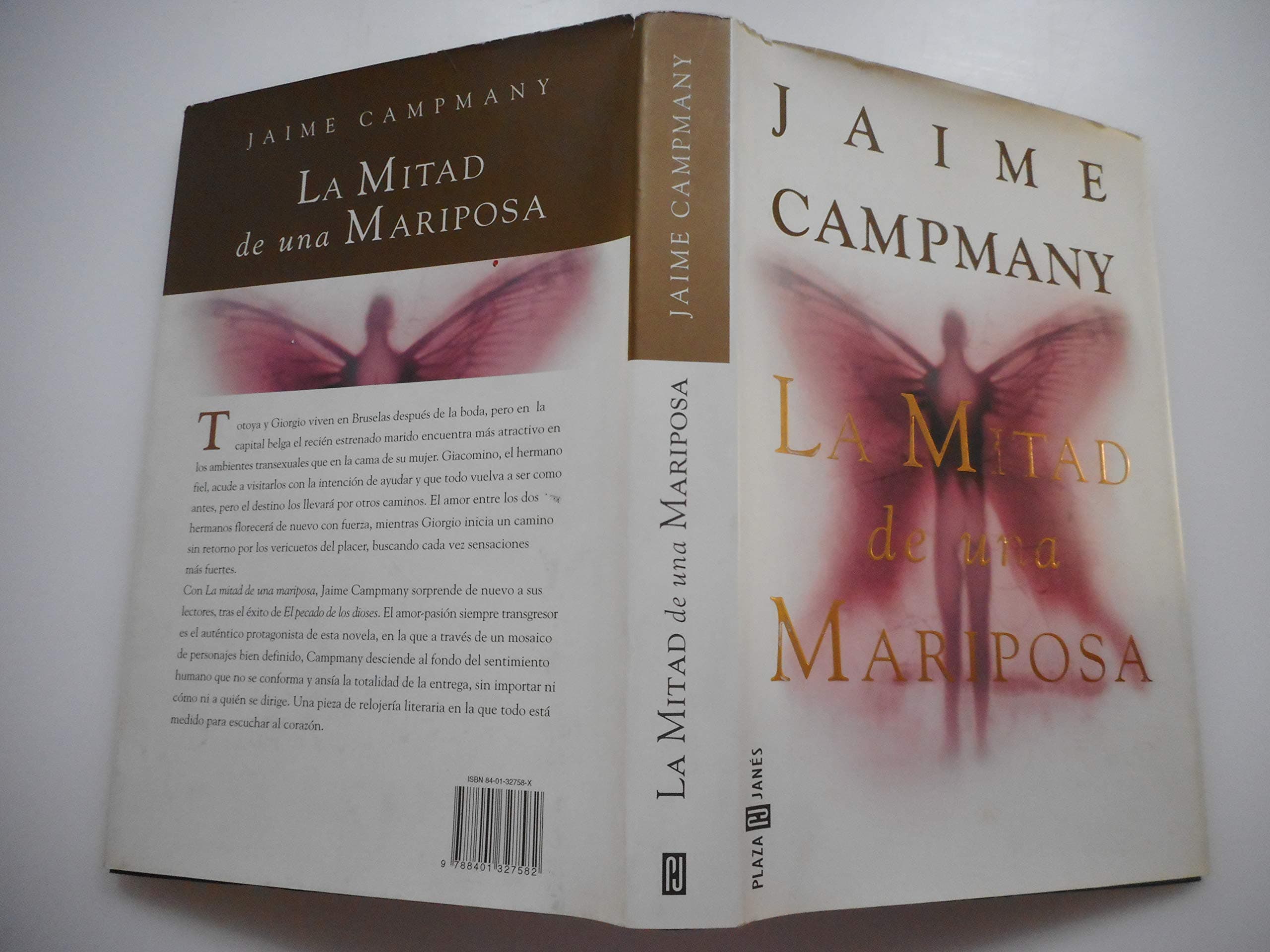 Portada de La mitad de una mariposa