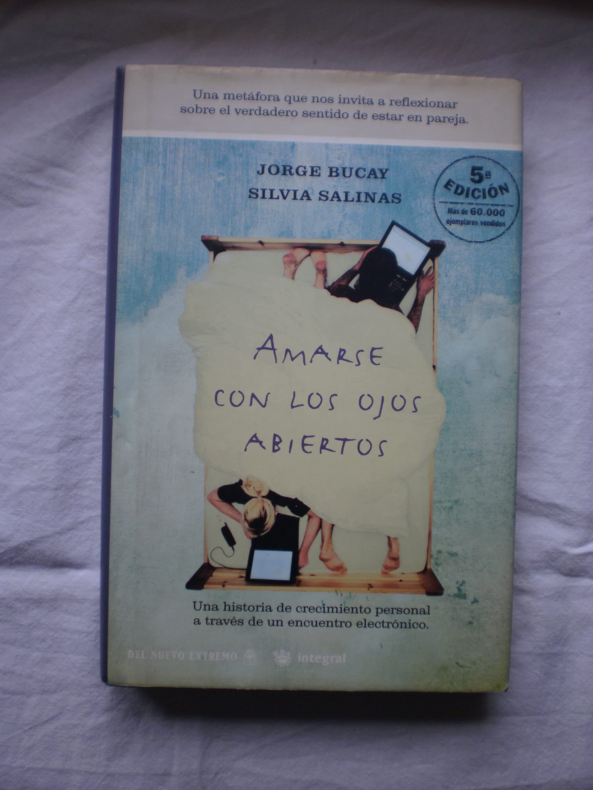 Portada de Amarse con los ojos abiertos: 045 (Divulgación)