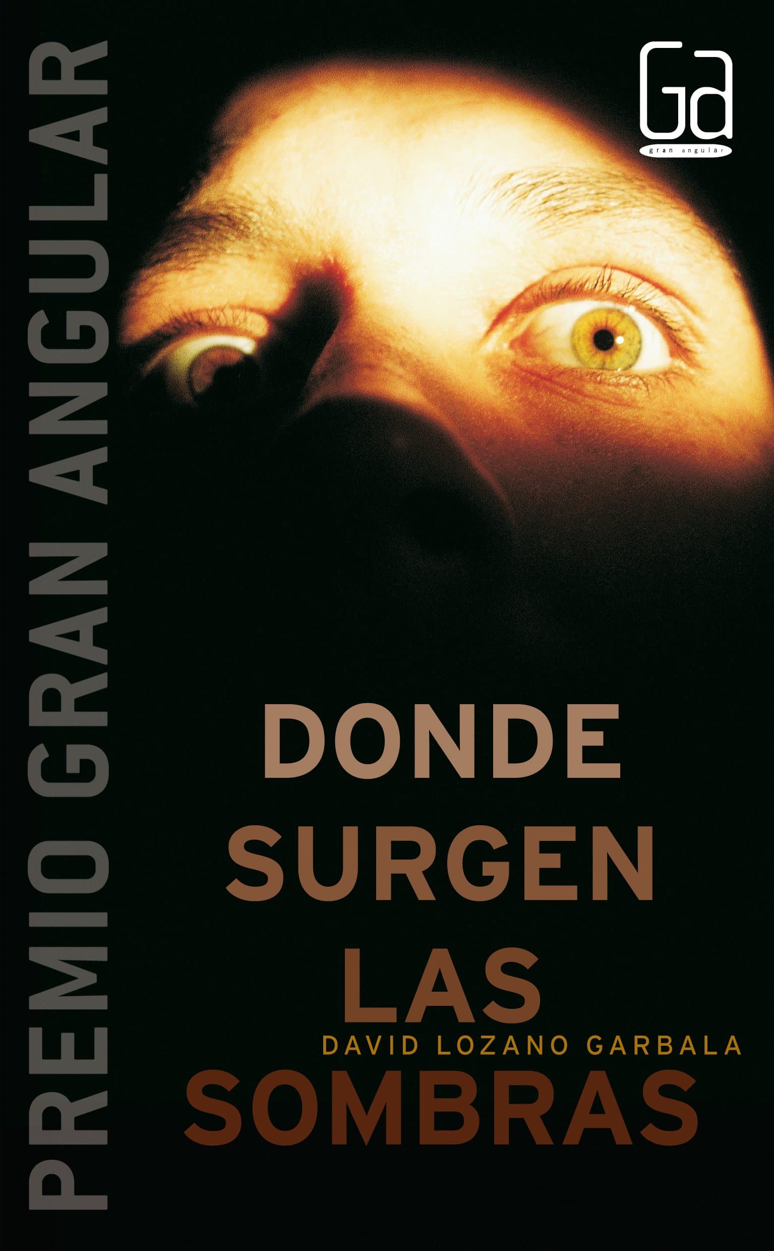 Portada de Donde surgen las sombras: 261 (Gran Angular)