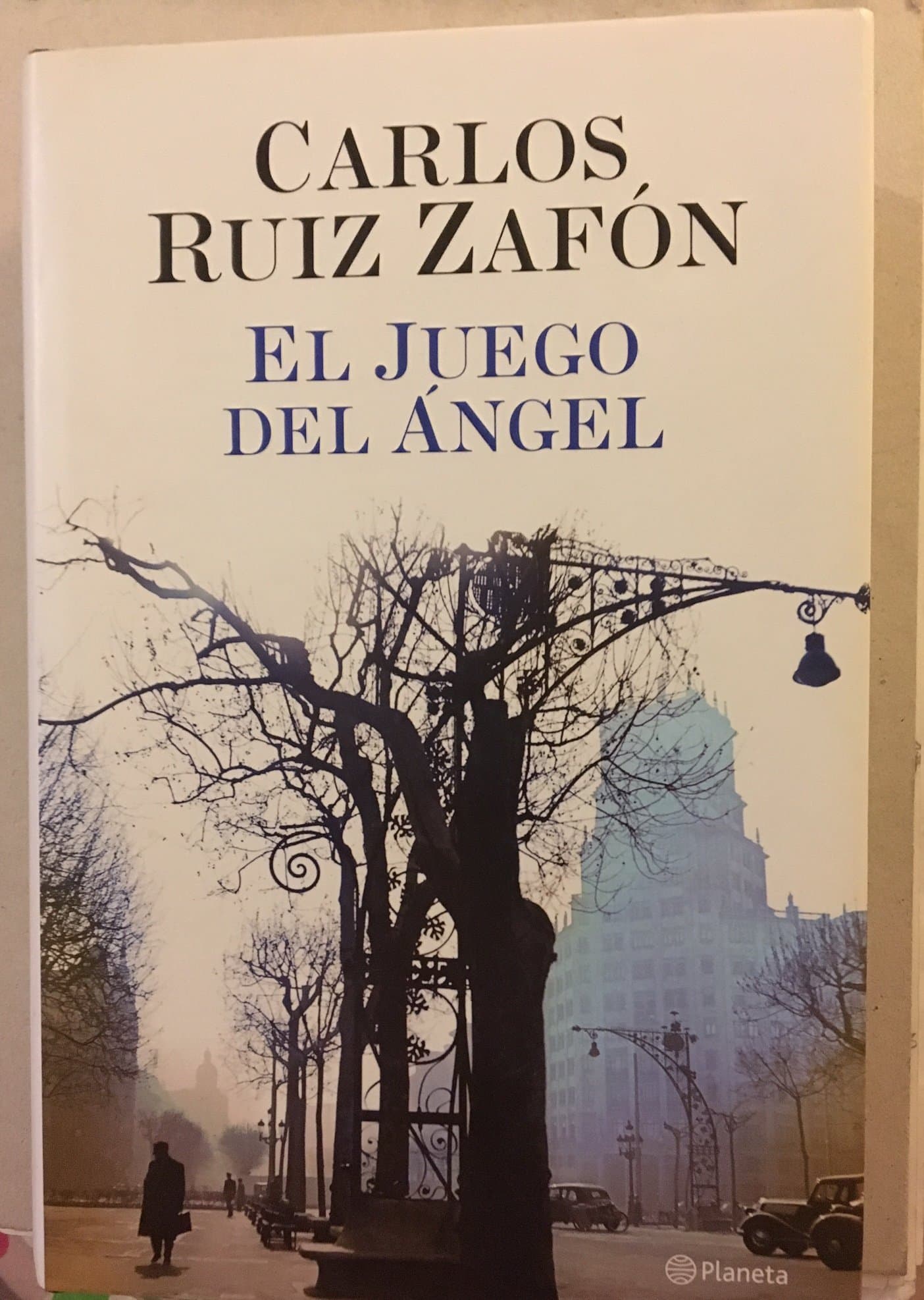 Portada de El Juego del Ángel (Autores Españoles e Iberoamericanos)