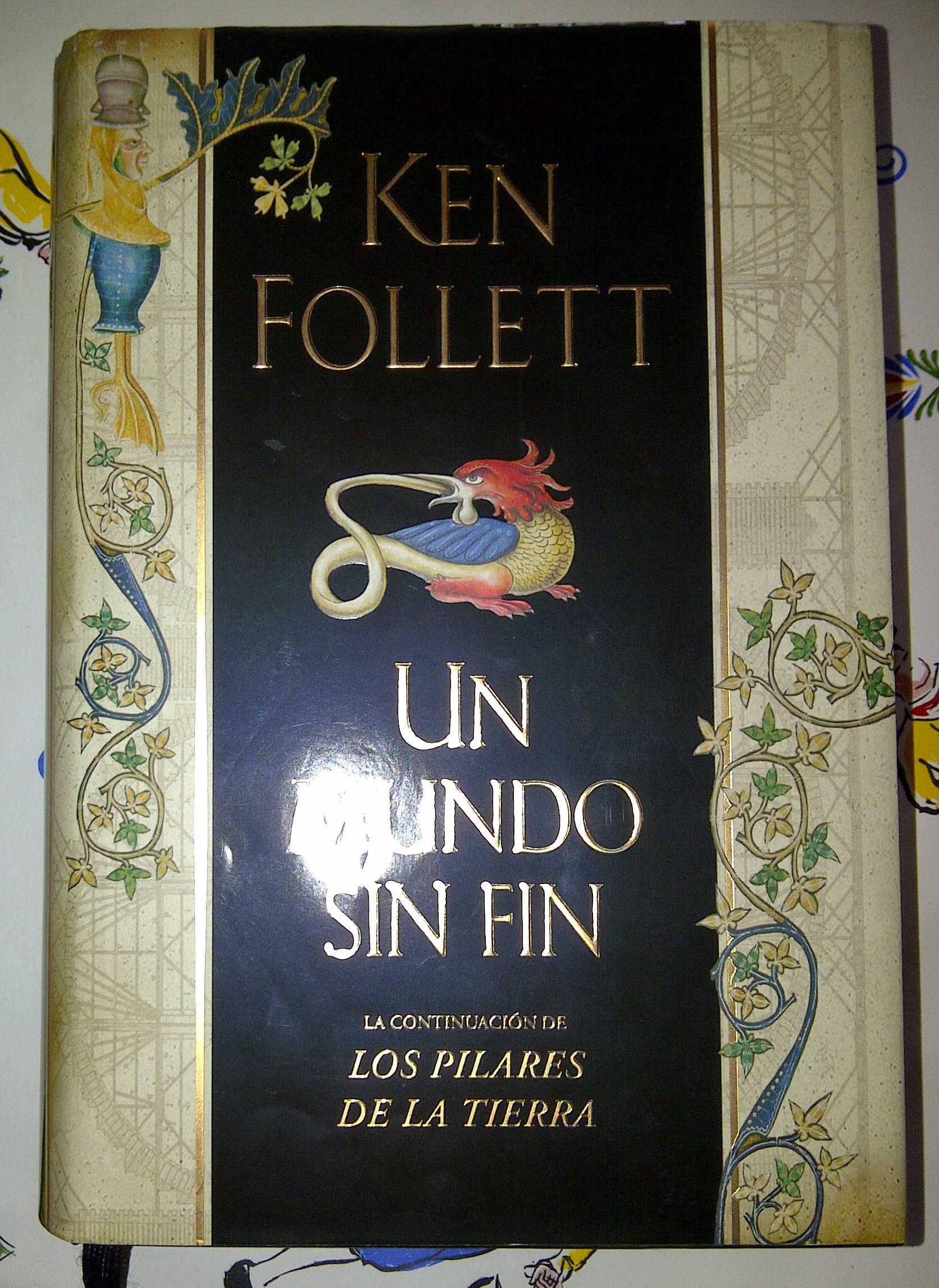 Portada de Un mundo sin fin (Saga Los pilares de la Tierra 2)