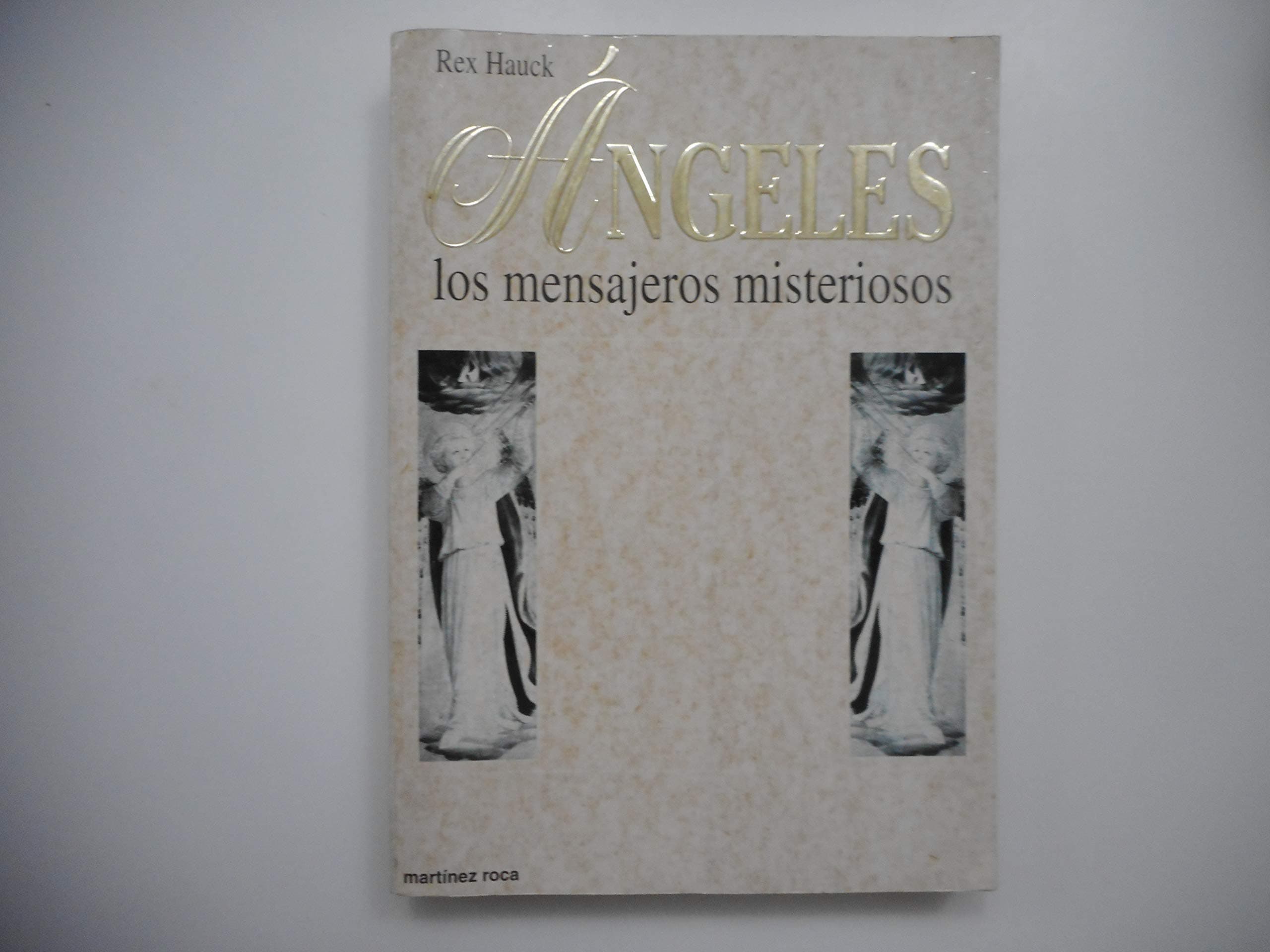 Portada de Angeles, los mensajeros misteriosos